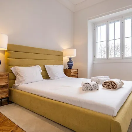 Magnificent 4bdr In By Lovelystay * Lisboa
