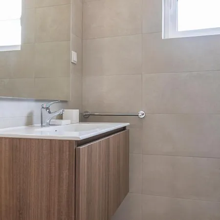 Magnificent 4bdr In By Lovelystay Διαμέρισμα Lisboa