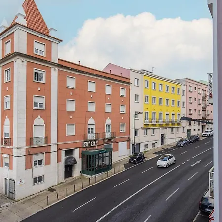 Apartamento Magnificent 4bdr In By Lovelystay *