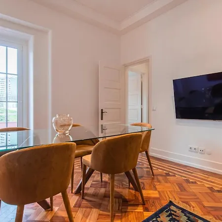 Magnificent 4bdr In By Lovelystay Apartamento