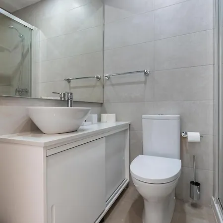 Magnificent 4bdr In By Lovelystay Apartment *