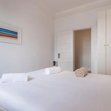 Magnificent 4bdr In By Lovelystay * Lisbon