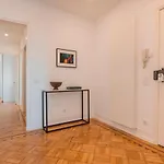 Magnificent 4bdr In By Lovelystay Διαμέρισμα Lisboa