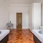 Magnificent 4bdr In By Lovelystay * Lisboa